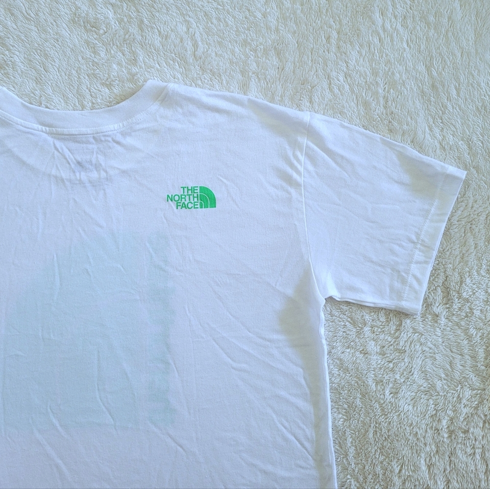 The North⬆️ Face👦 Logo Tee👕 - NWT - Picture 12 of 16